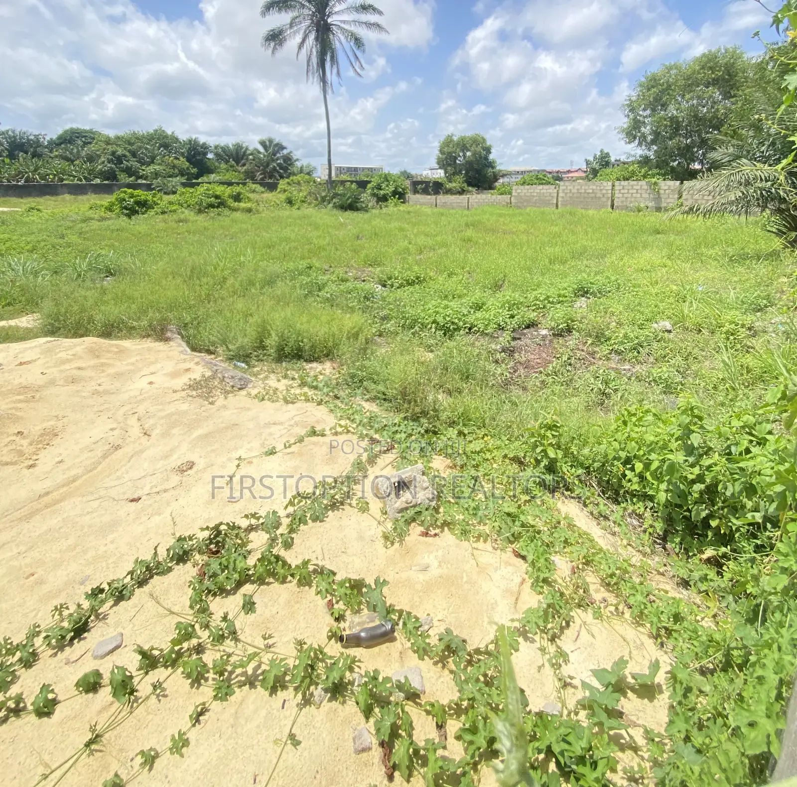3200sqm Fenced Dryland at Ablag Avenue Off Monastery Road Sangotedo in Sangotedo