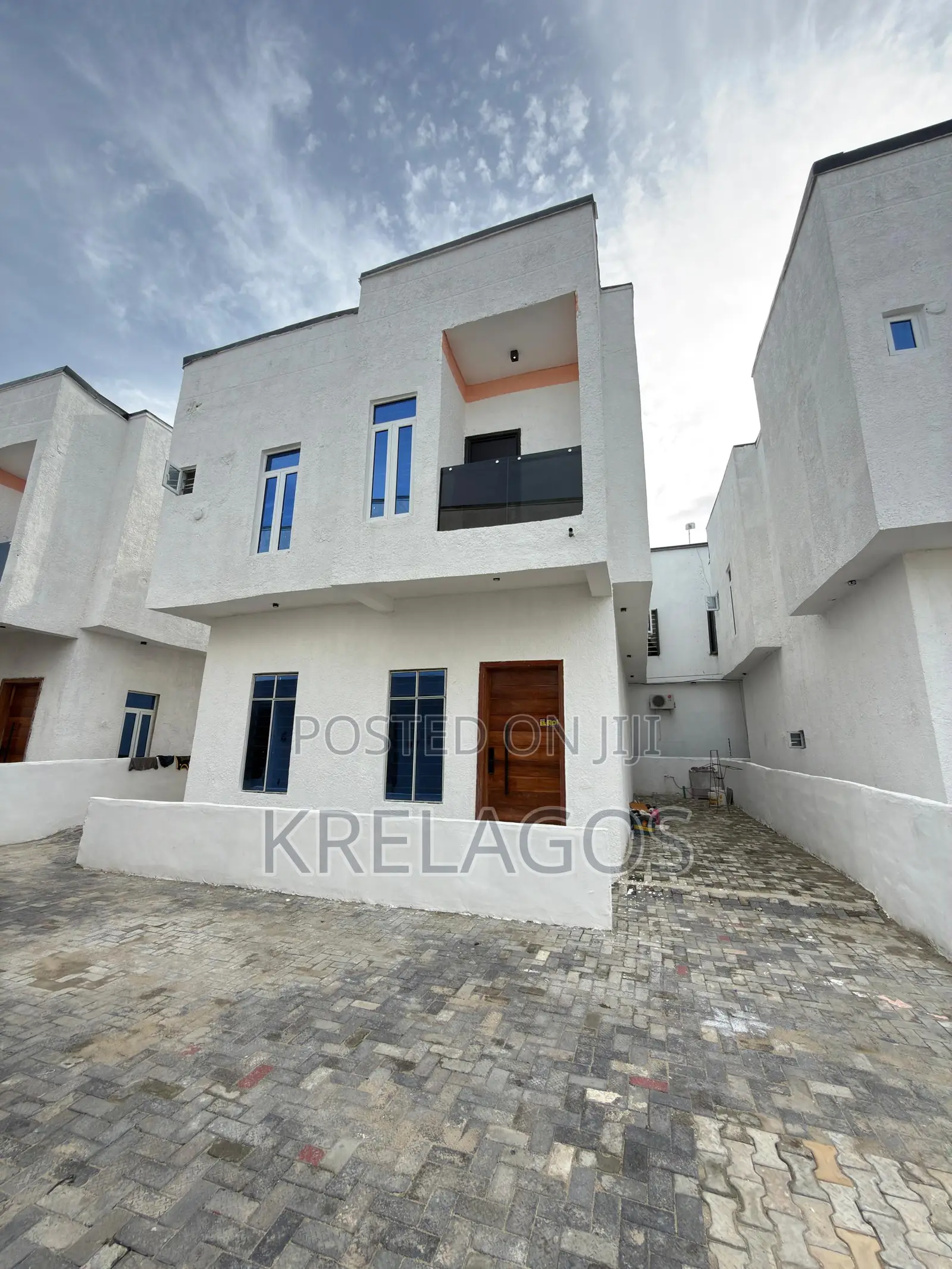 4bdrm Duplex in Abraham Adesanya Estate for sale in Abraham Adesanya Estate