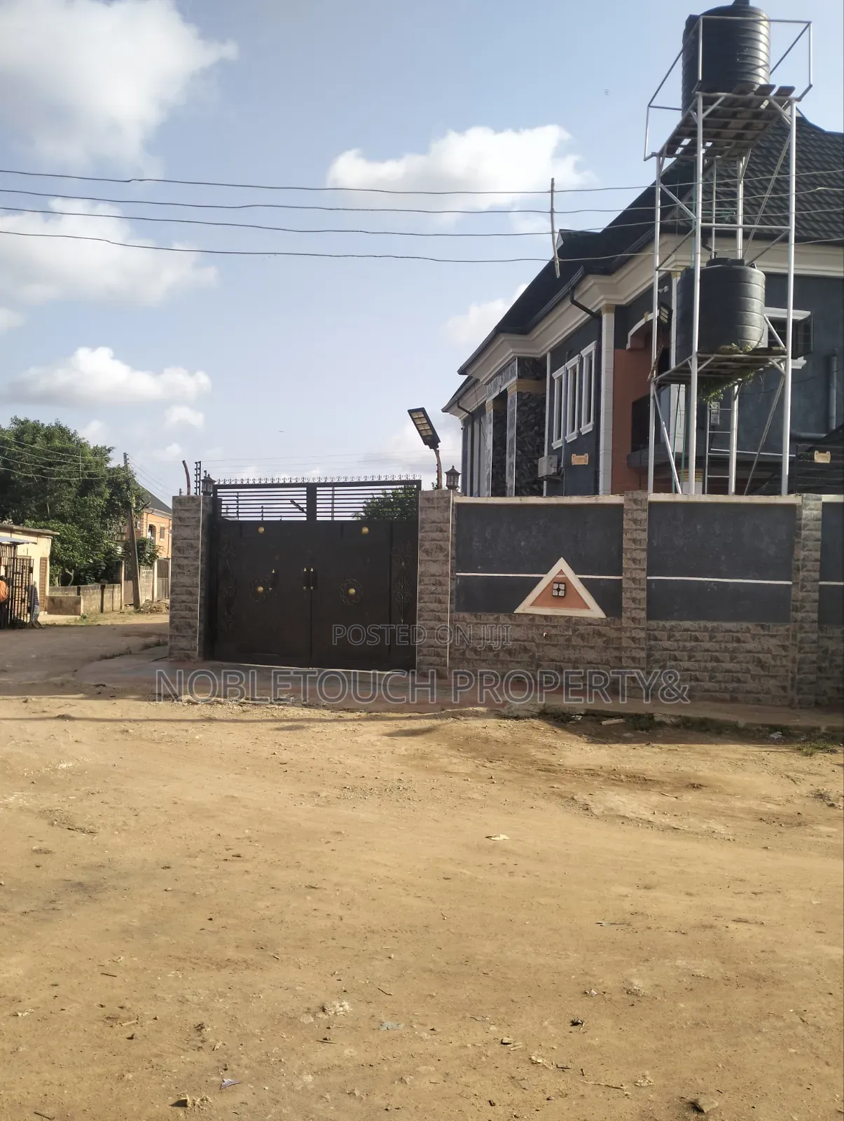 4bdrm Duplex in By Madam Nancy, Iseri Olofin for sale in Iseri Olofin
