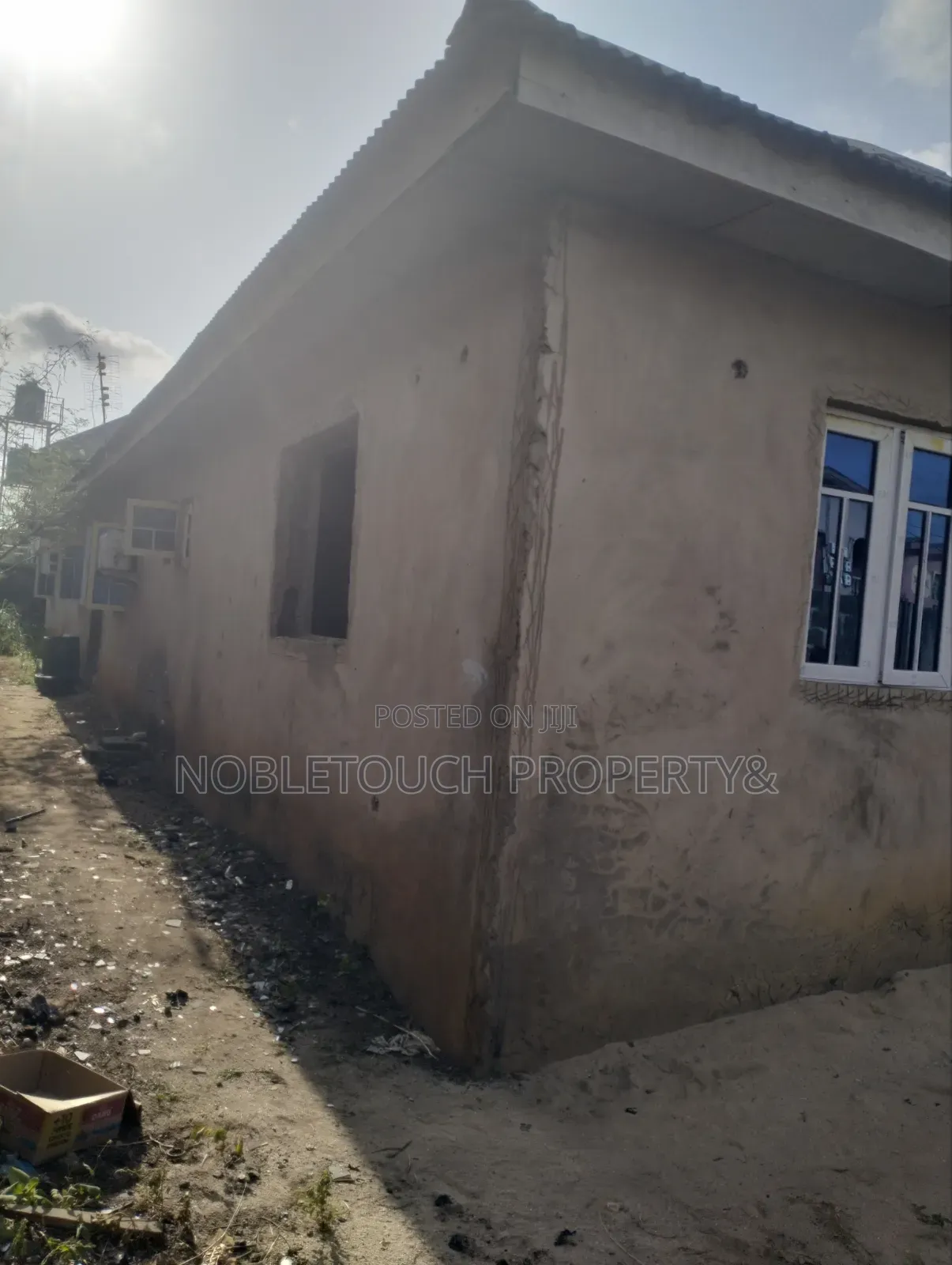 2bdrm Bungalow in Liberty Estate Alake, Iseri Olofin for sale in Iseri Olofin