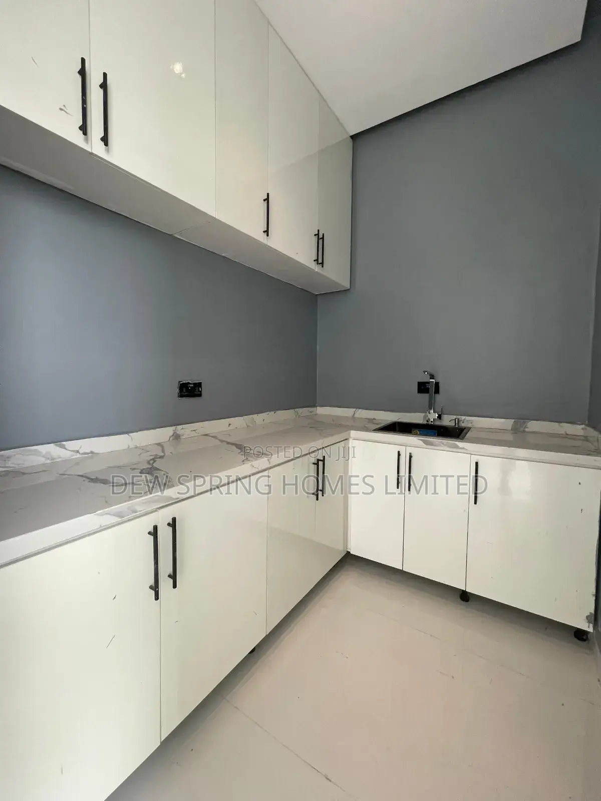 Furnished 5bdrm Duplex in Lekki Phase 1 for sale in Lekki Phase 1