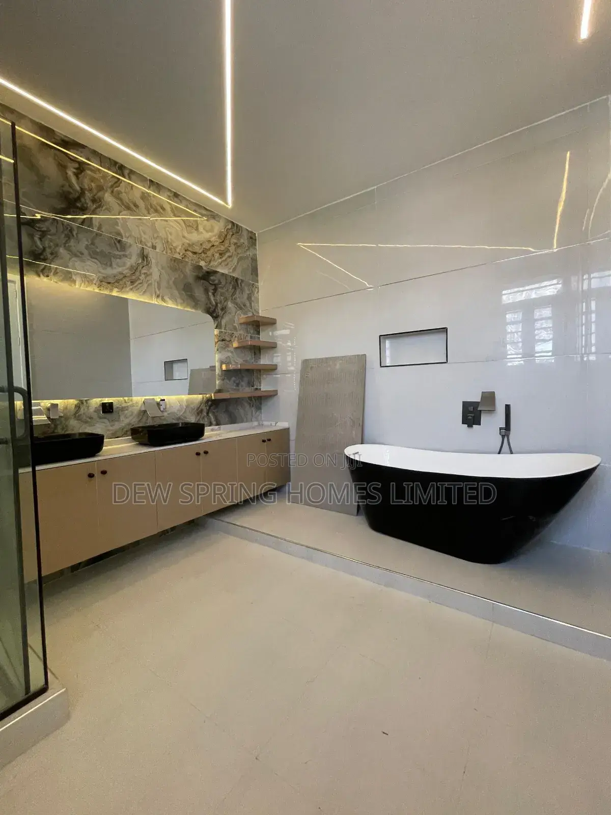 Furnished 5bdrm Duplex in Lekki Phase 1 for sale in Lekki Phase 1