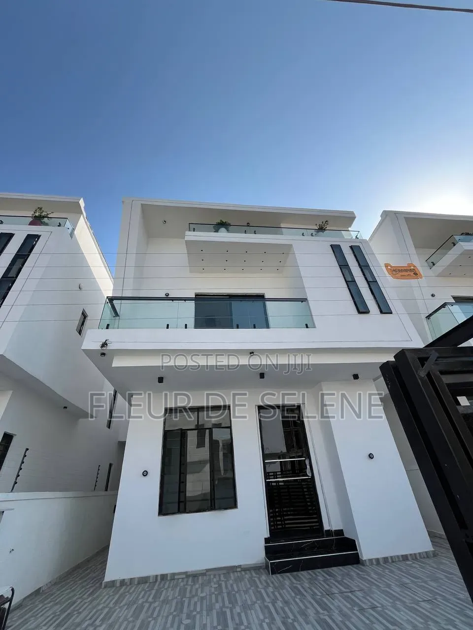 4bdrm Duplex in Lagos Island / Lagos Island for sale in Lagos Island / Lagos Island