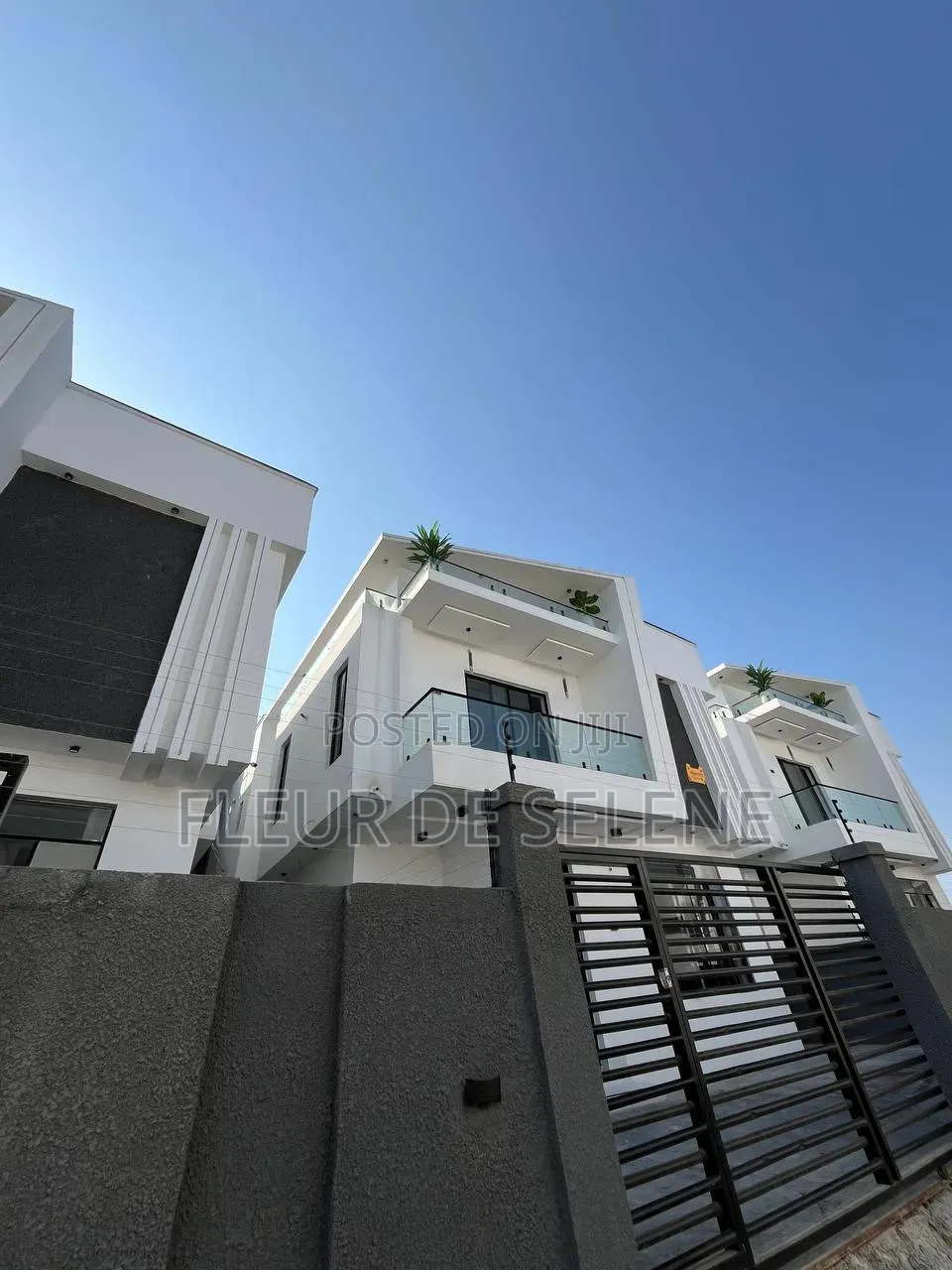4bdrm Duplex in Lagos Island / Lagos Island for sale in Lagos Island / Lagos Island