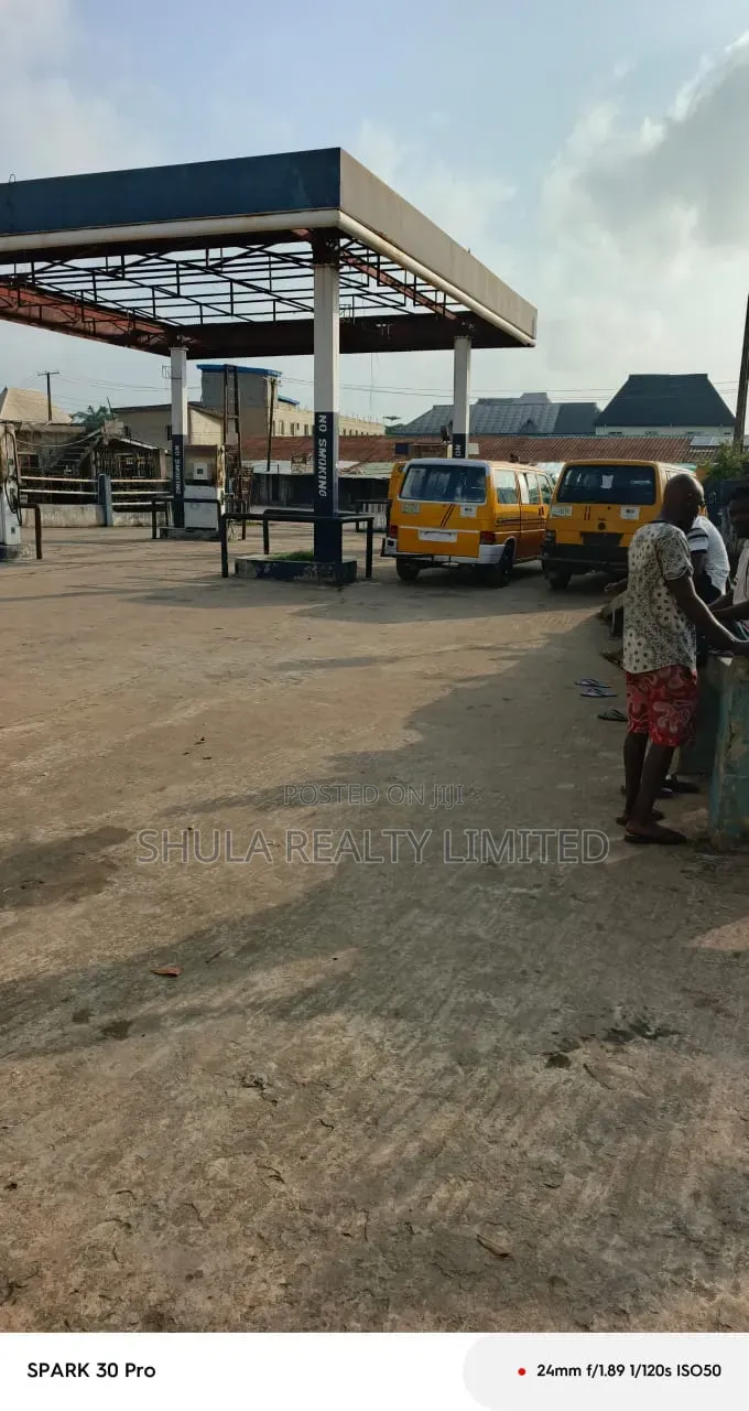 Filling Station For Sale in Ajangbadi