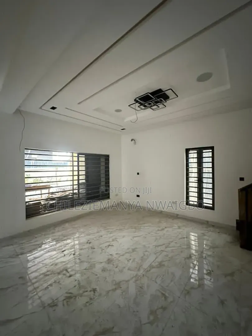 4bdrm Duplex in Berger for sale in Berger