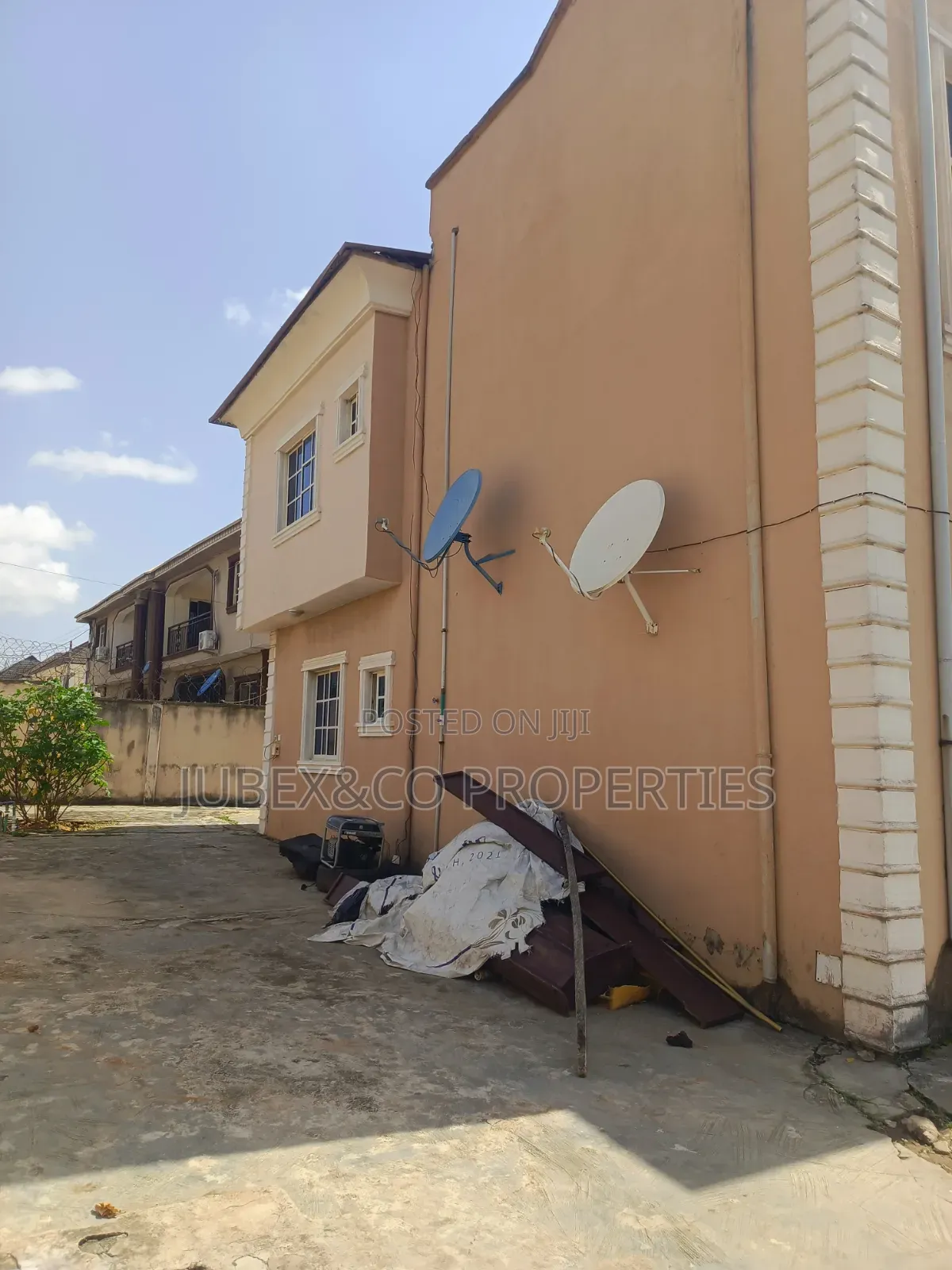 3bdrm Block of Flats in Ama Pepu, Isheri / Egbe Idimu for sale in Isheri / Egbe Idimu