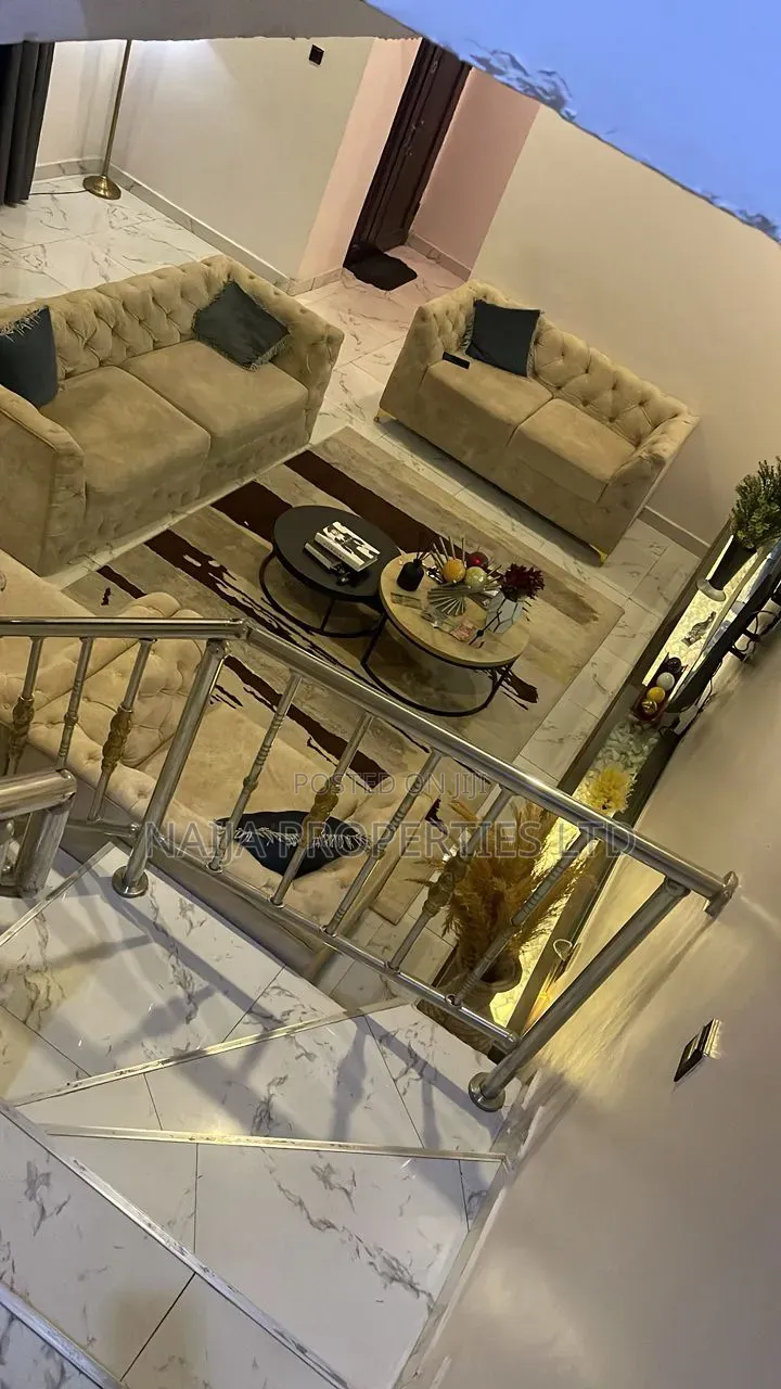 3bdrm Duplex in Richland Garden, Bogije for sale in Bogije
