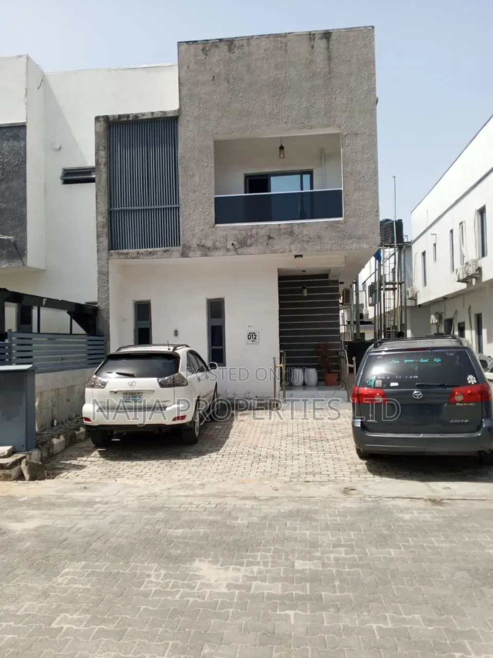 3bdrm Duplex in Richland Garden, Bogije for sale in Bogije