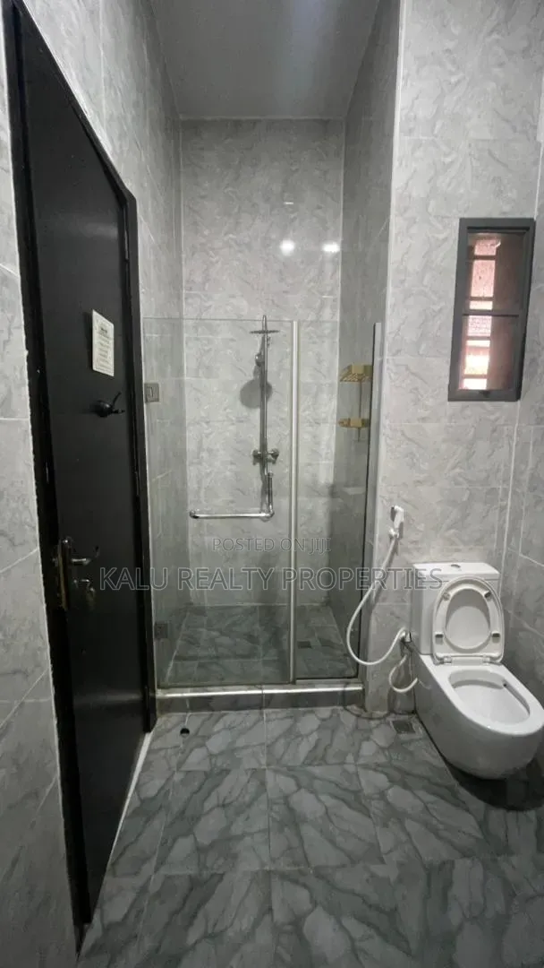 Furnished 4bdrm Duplex in Orchid Road, Lekki Phase 2 for rent in Lekki Phase 2
