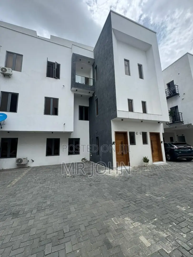 4bdrm House in Lekki 1 D Man Pr for rent in Lekki