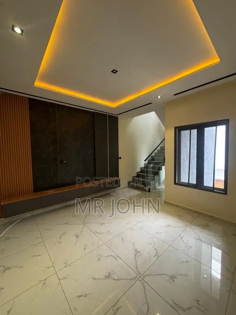 4bdrm House in Lekki 1 D Man Pr for rent in Lekki