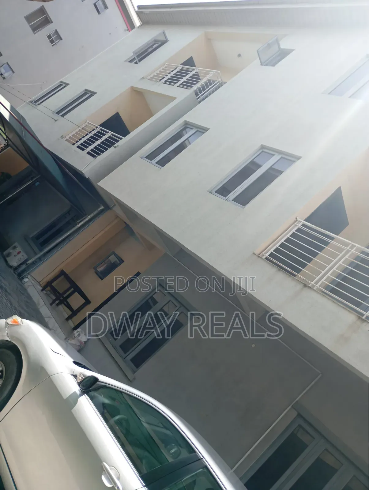 5bdrm Townhouse / Terrace in Ikate-Elegushi for rent in Ikate-Elegushi