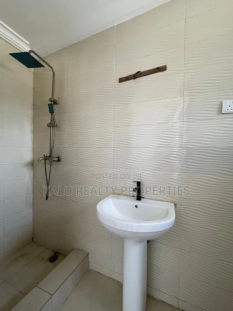 3bdrm Apartment in Ologolo for rent in Ologolo
