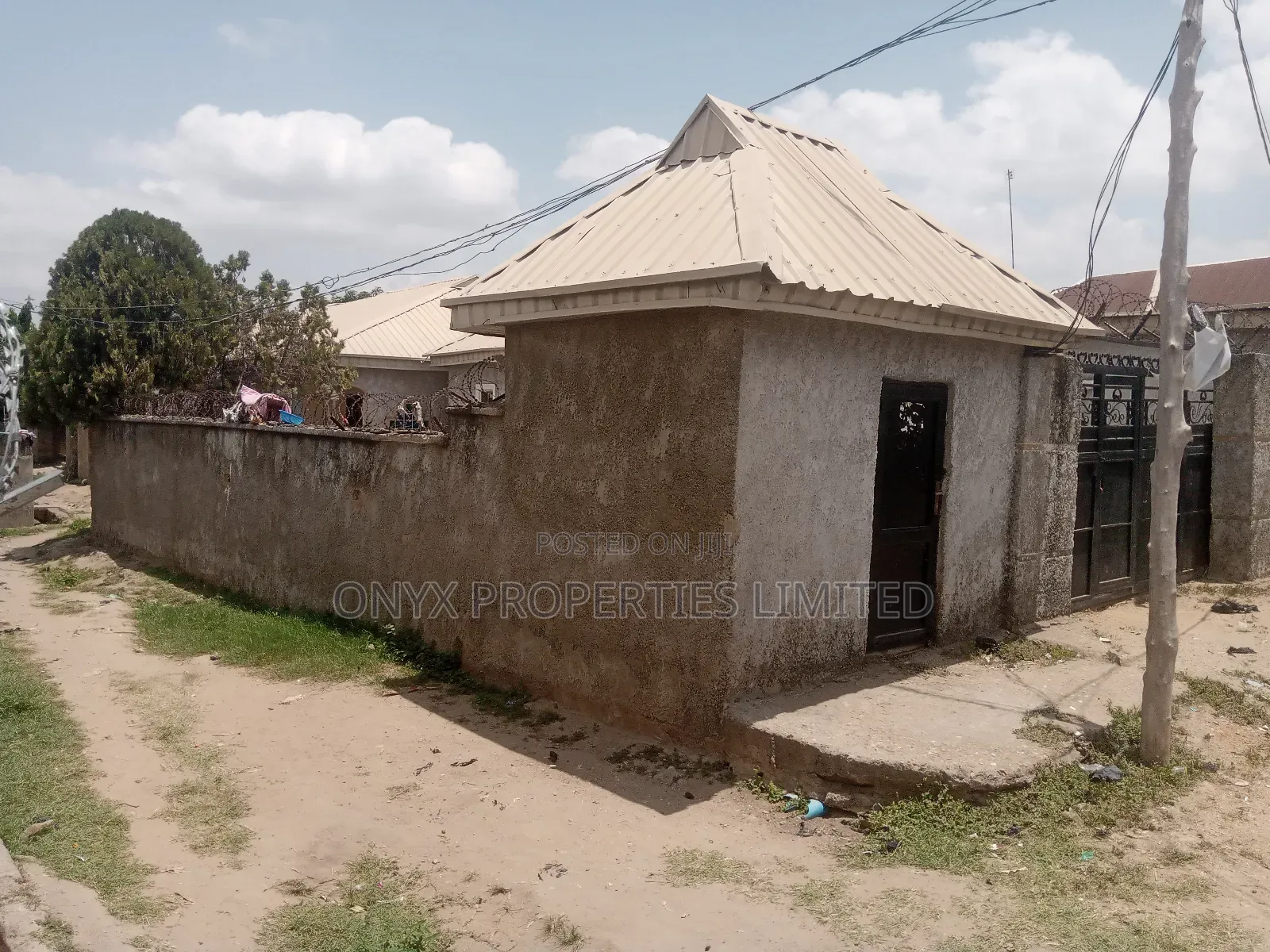 Furnished 10bdrm House in Karu-Nasarawa for sale in Karu-Nasarawa