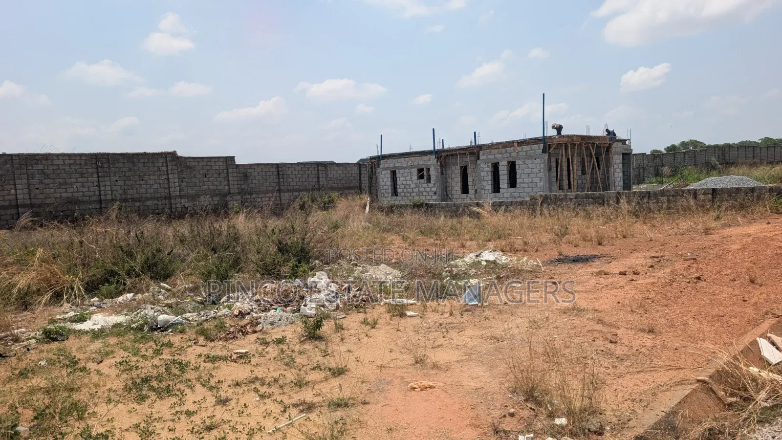Duplex Plot for Sale in Karmo