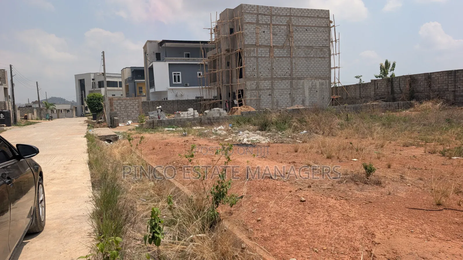Duplex Plot for Sale in Karmo