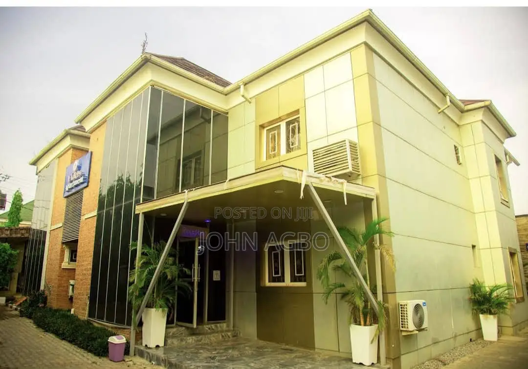 Twenty(20) Rooms Hotel in Gwarimpa in Gwarinpa