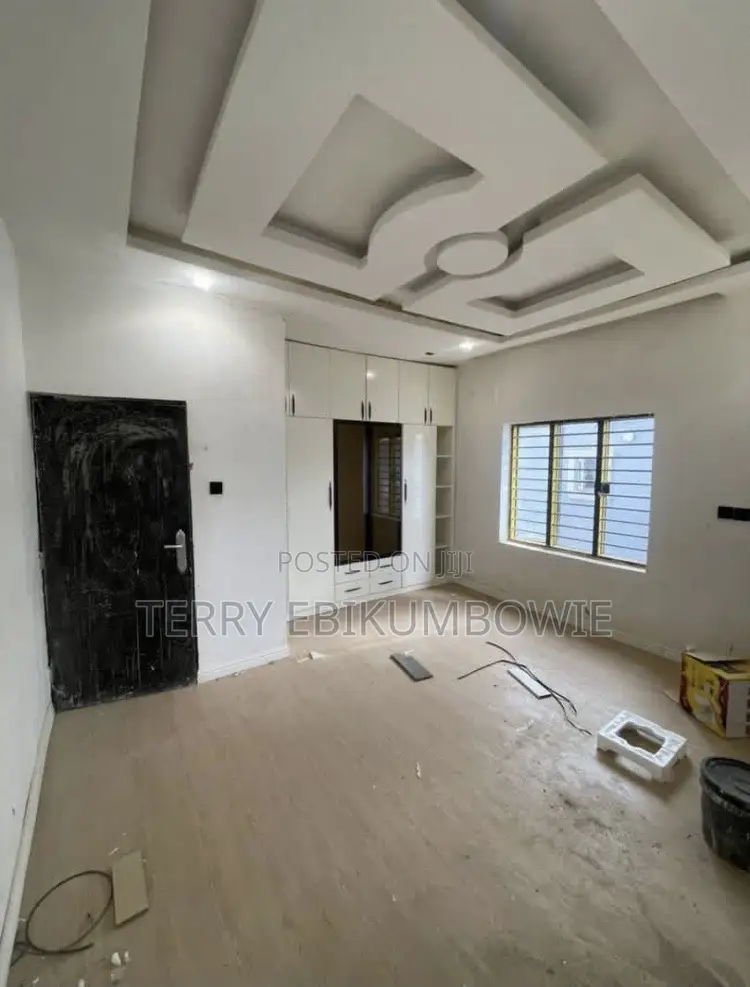 4bdrm Duplex in Lugbe District for rent in Lugbe District