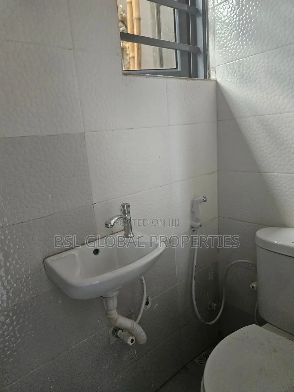 2bdrm Townhouse / Terrace in Isheri for rent in Magodo Isheri