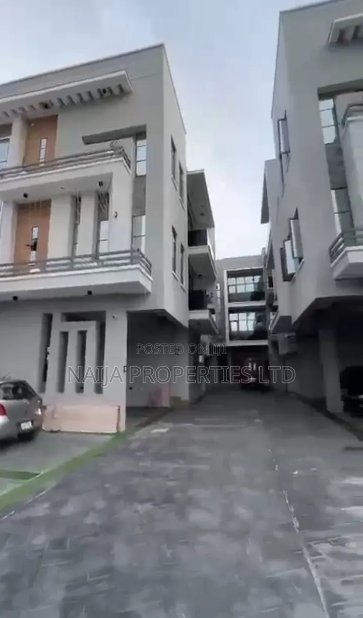 Mini Flat in Lekki Scheme 2, Abraham Adesanya for rent in Abraham Adesanya