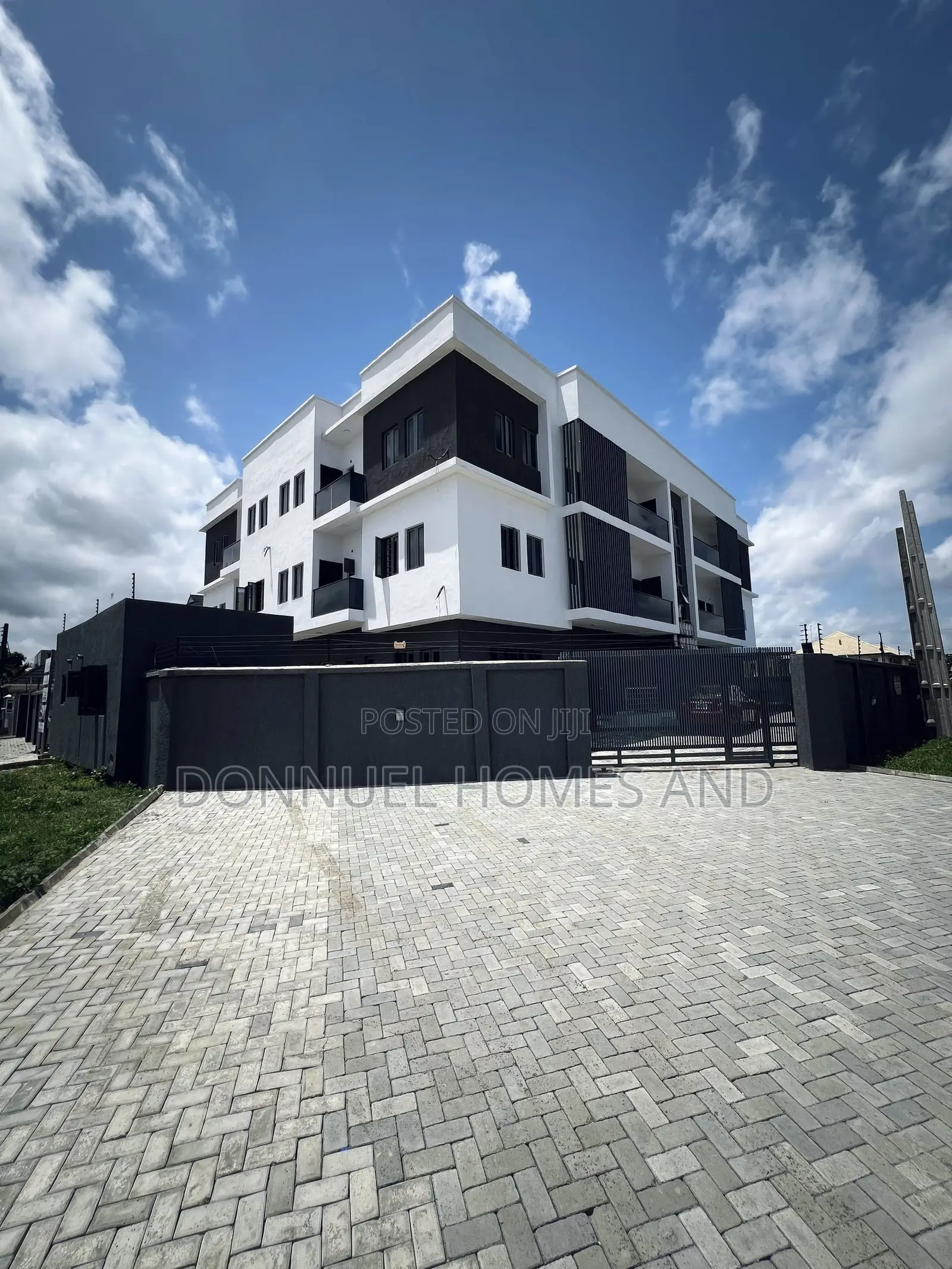 2bdrm Apartment in Lekki Expressway for rent in Lekki Expressway