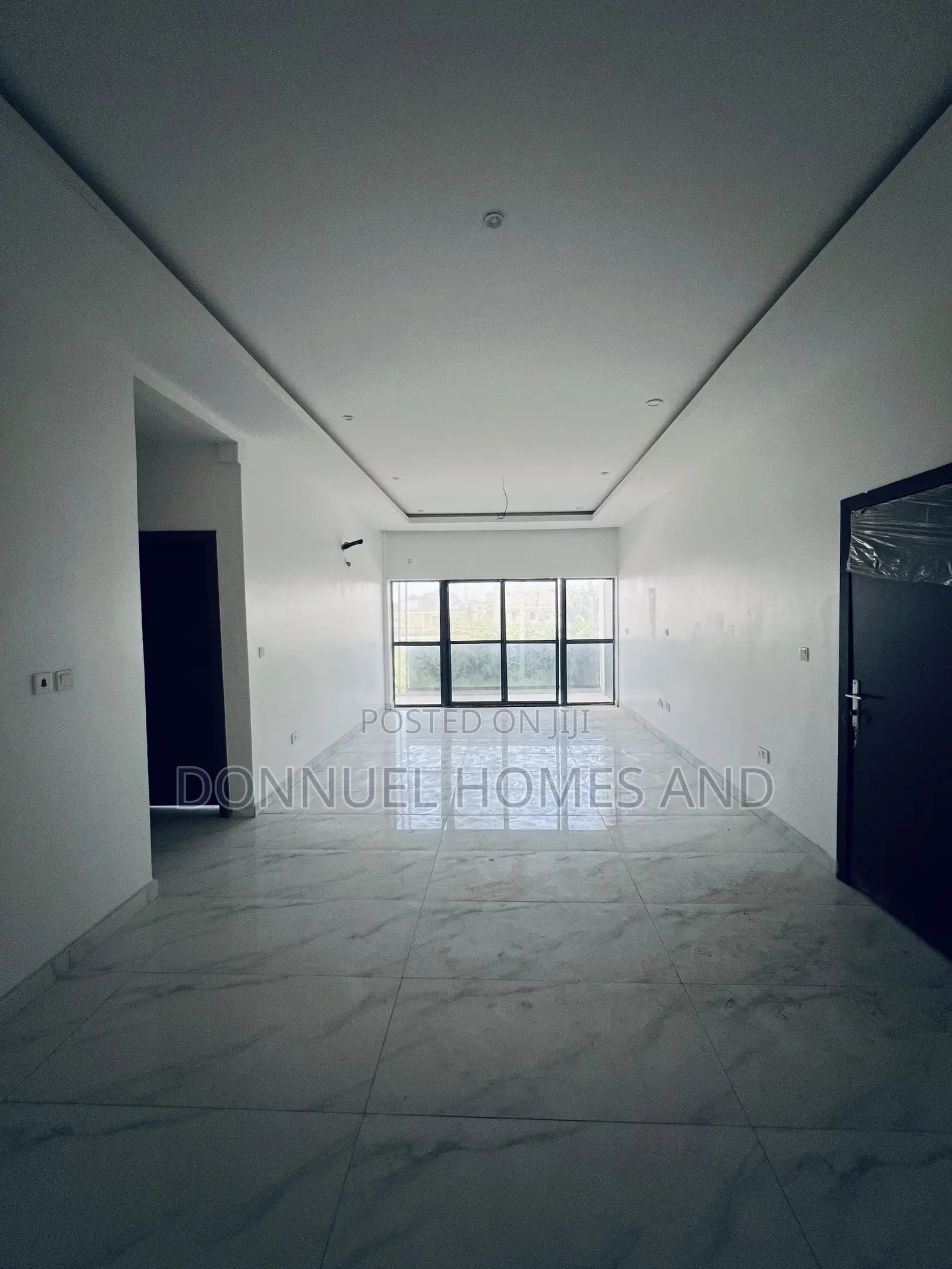 2bdrm Apartment in Lekki Expressway for rent in Lekki Expressway