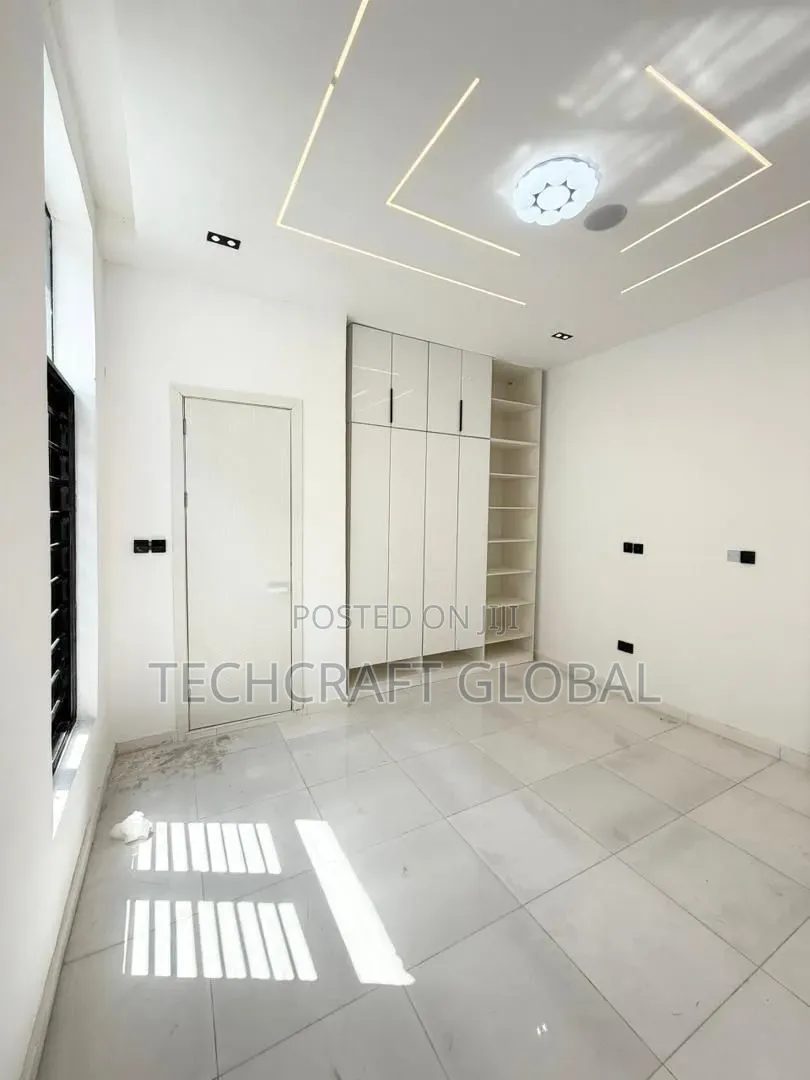 4bdrm Duplex in Ikota Gra Lekki for sale in Ikota