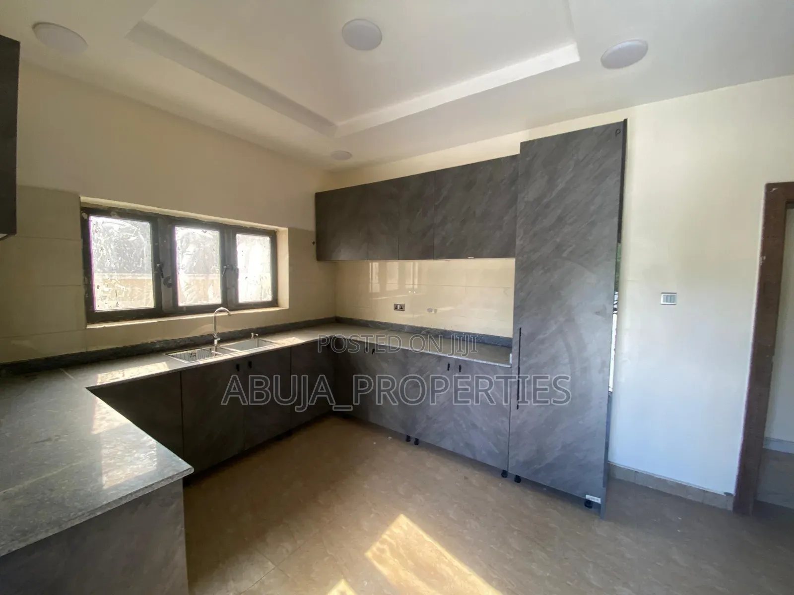 5bdrm Duplex in Wuse 2 for rent in Wuse 2