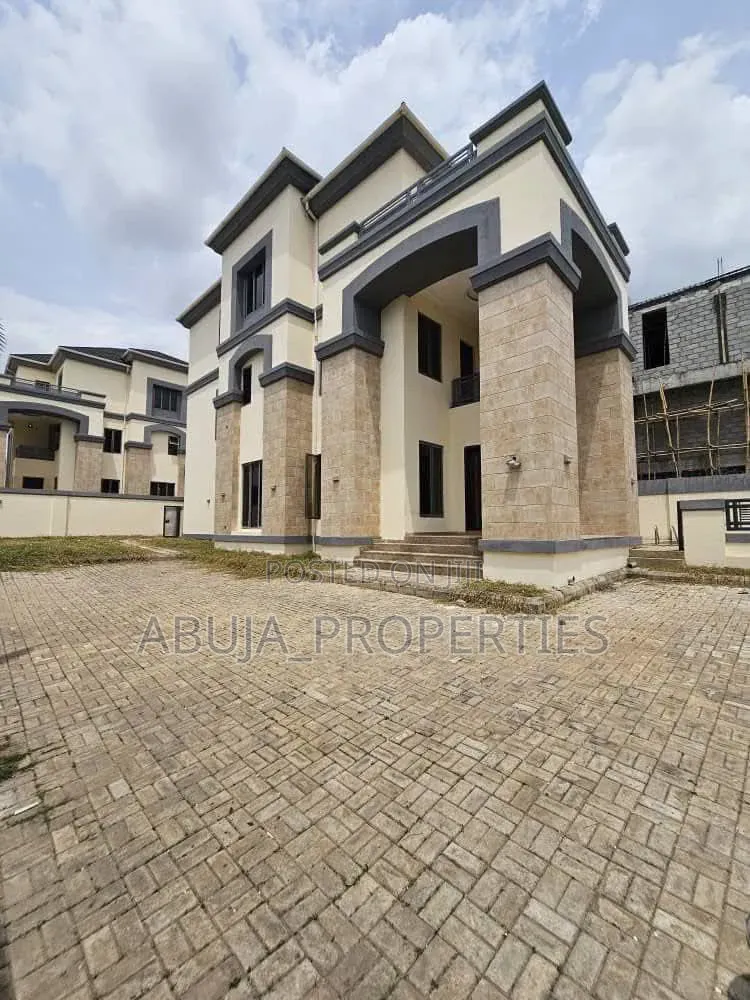 5bdrm Duplex in Asokoro for rent in Asokoro