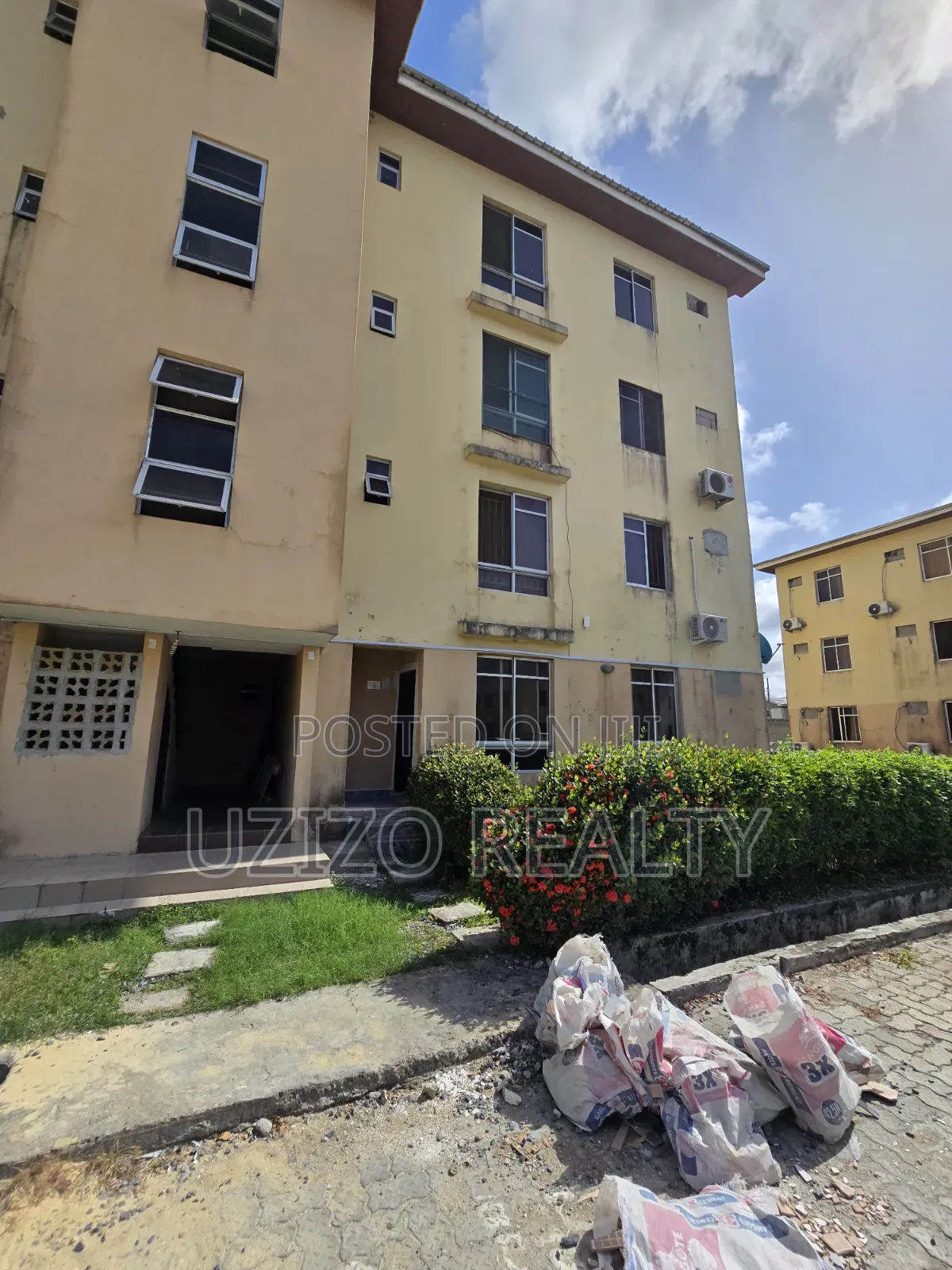 3bdrm Apartment in Chois Garden Estate, Abijo for sale in Abijo