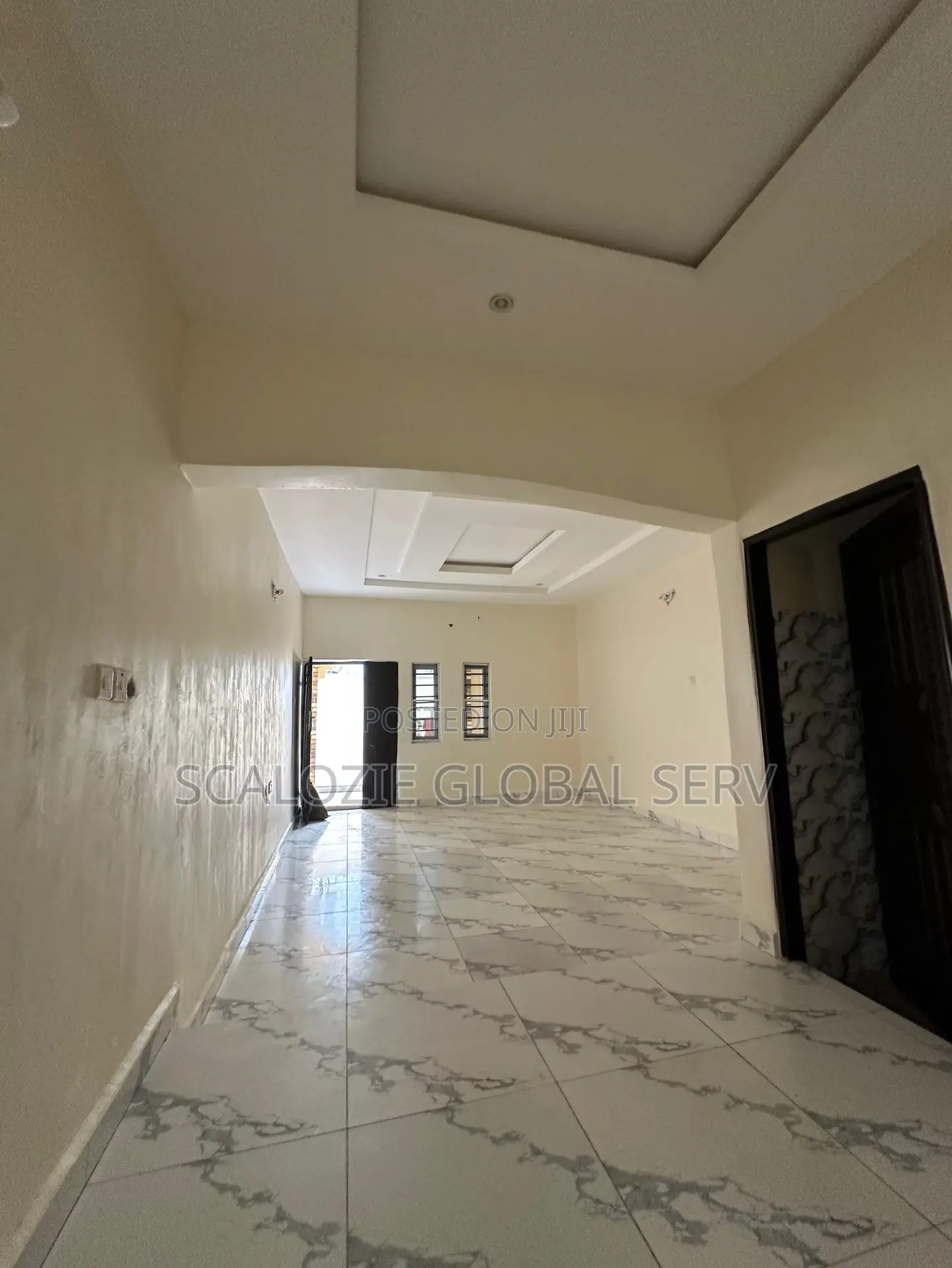 2bdrm Block of Flats in Rumunduru, Port-Harcourt for sale in Port-Harcourt