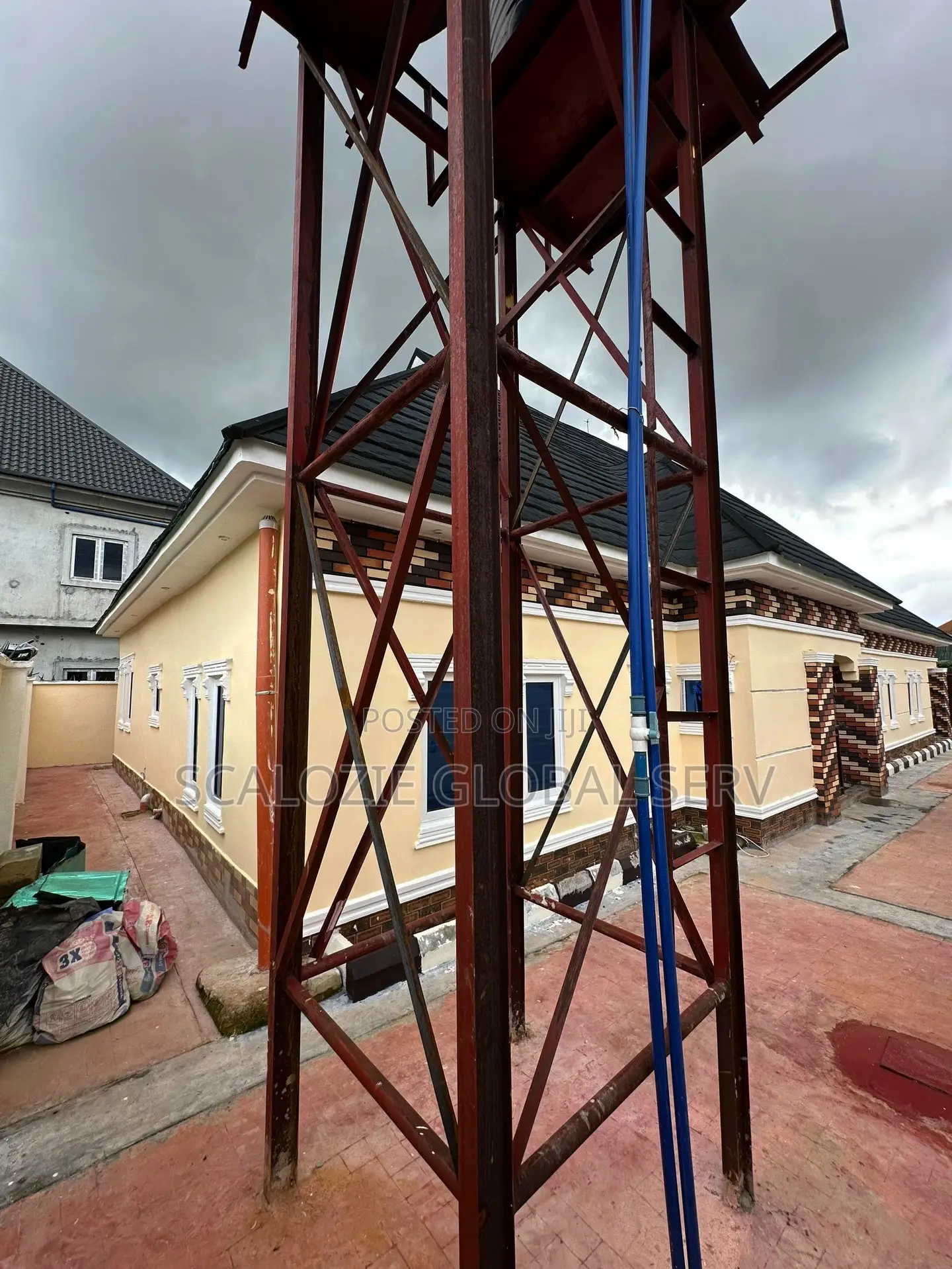 2bdrm Block of Flats in Rumunduru, Port-Harcourt for sale in Port-Harcourt