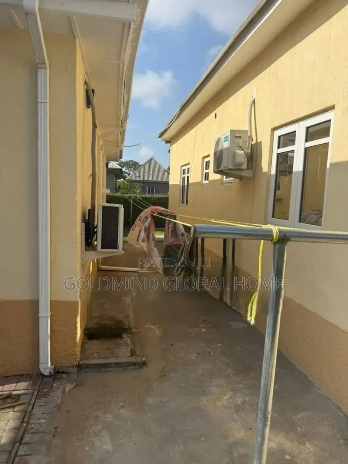 3bdrm Bungalow in Lugbe - Abuja for sale in Sabon Lugbe