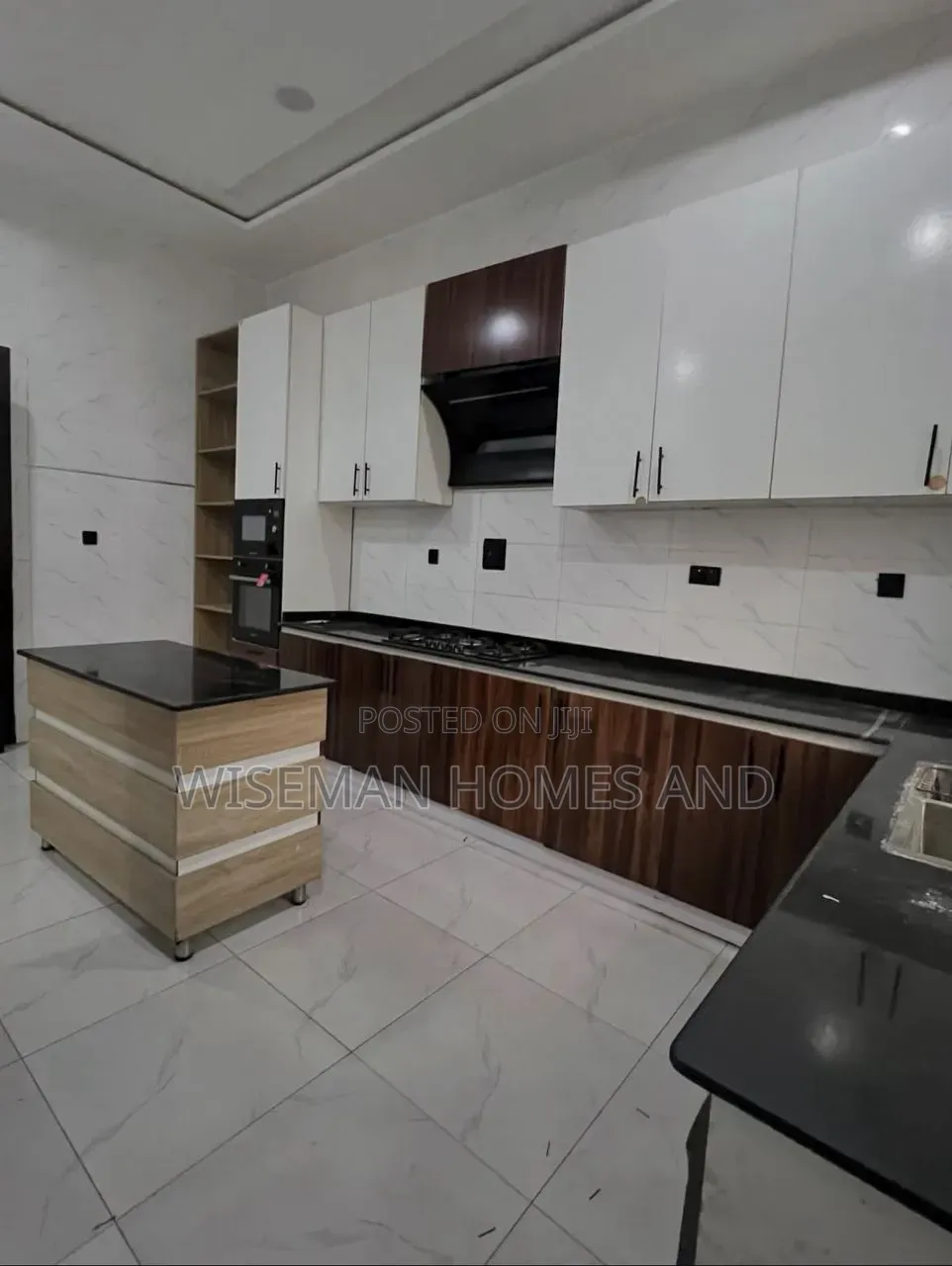 5bdrm Duplex in Ajah Lekki Eti-Osa for rent in Off Lekki-Epe Expressway
