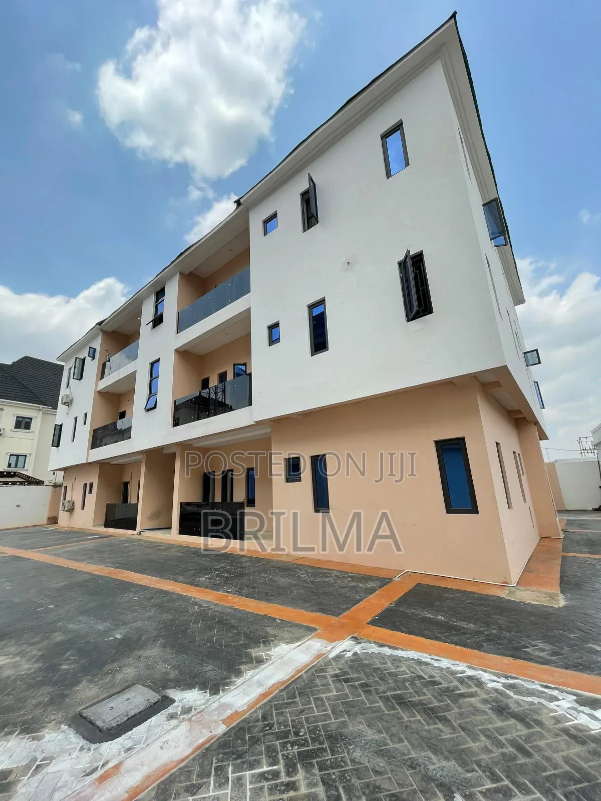 3bdrm Block of Flats in Jahi for sale in Jahi