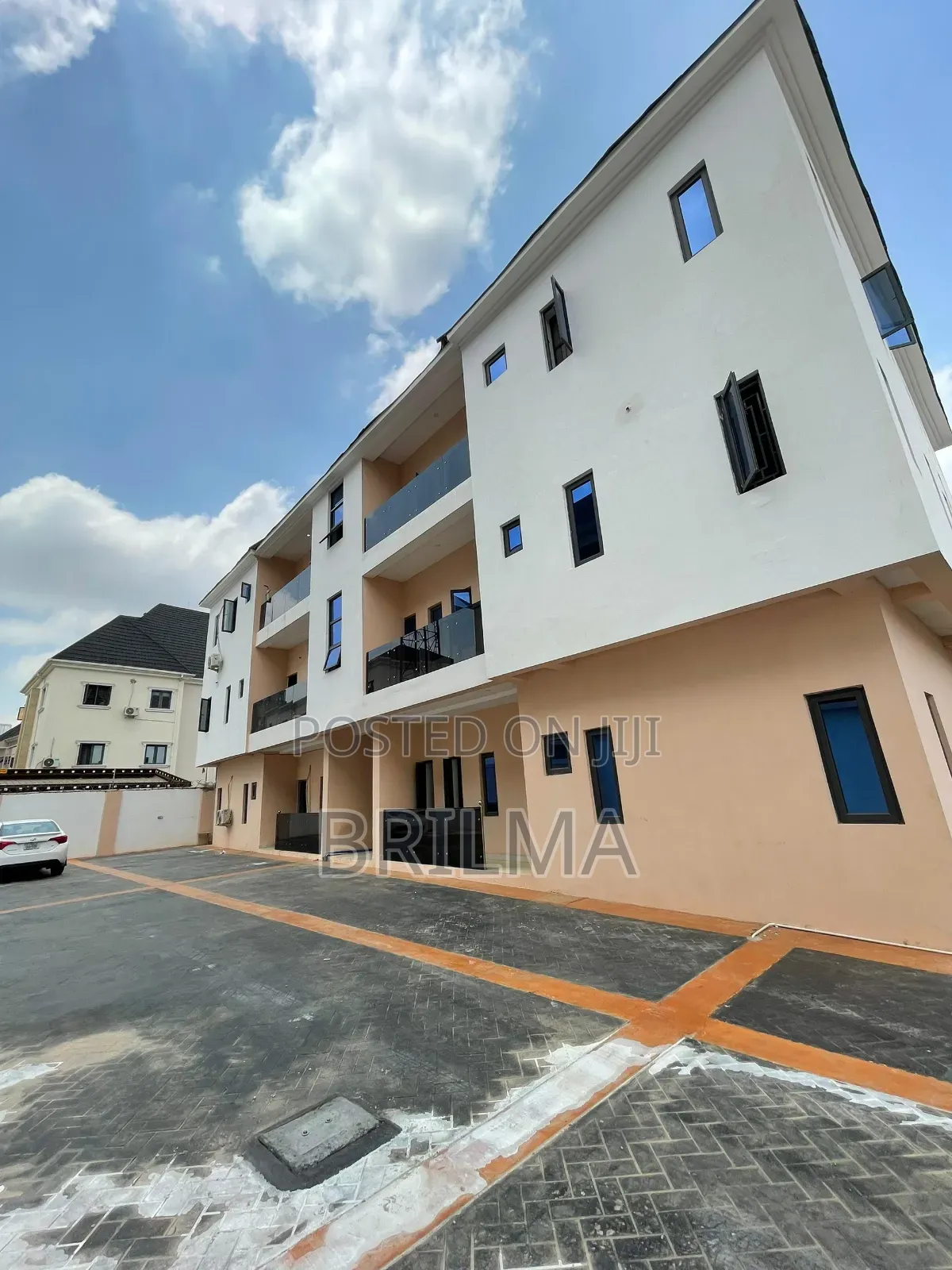 3bdrm Block of Flats in Jahi for sale in Jahi