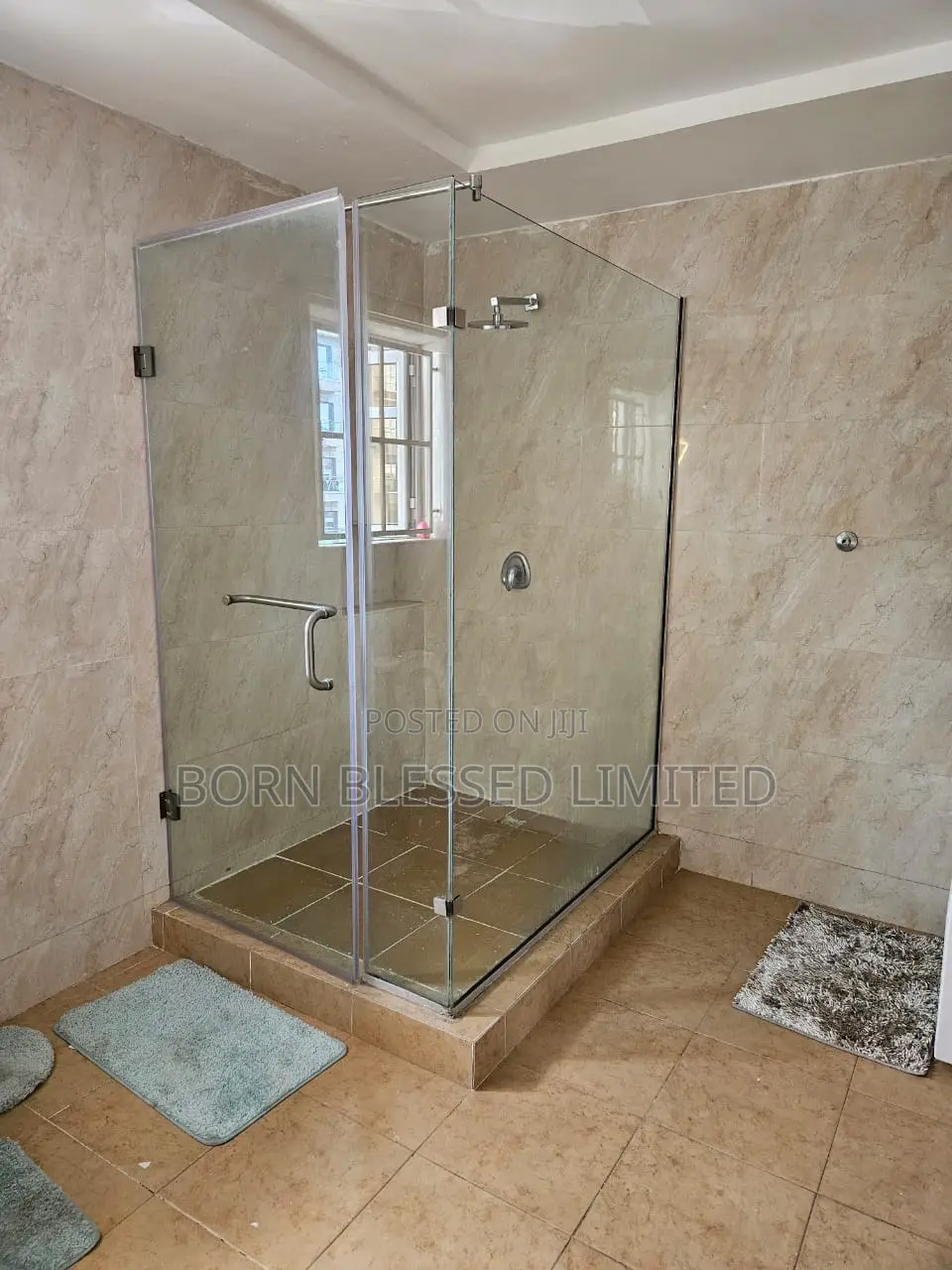 Furnished 3bdrm Block of Flats in Lekki Phase 1 for rent in Lekki Phase 1