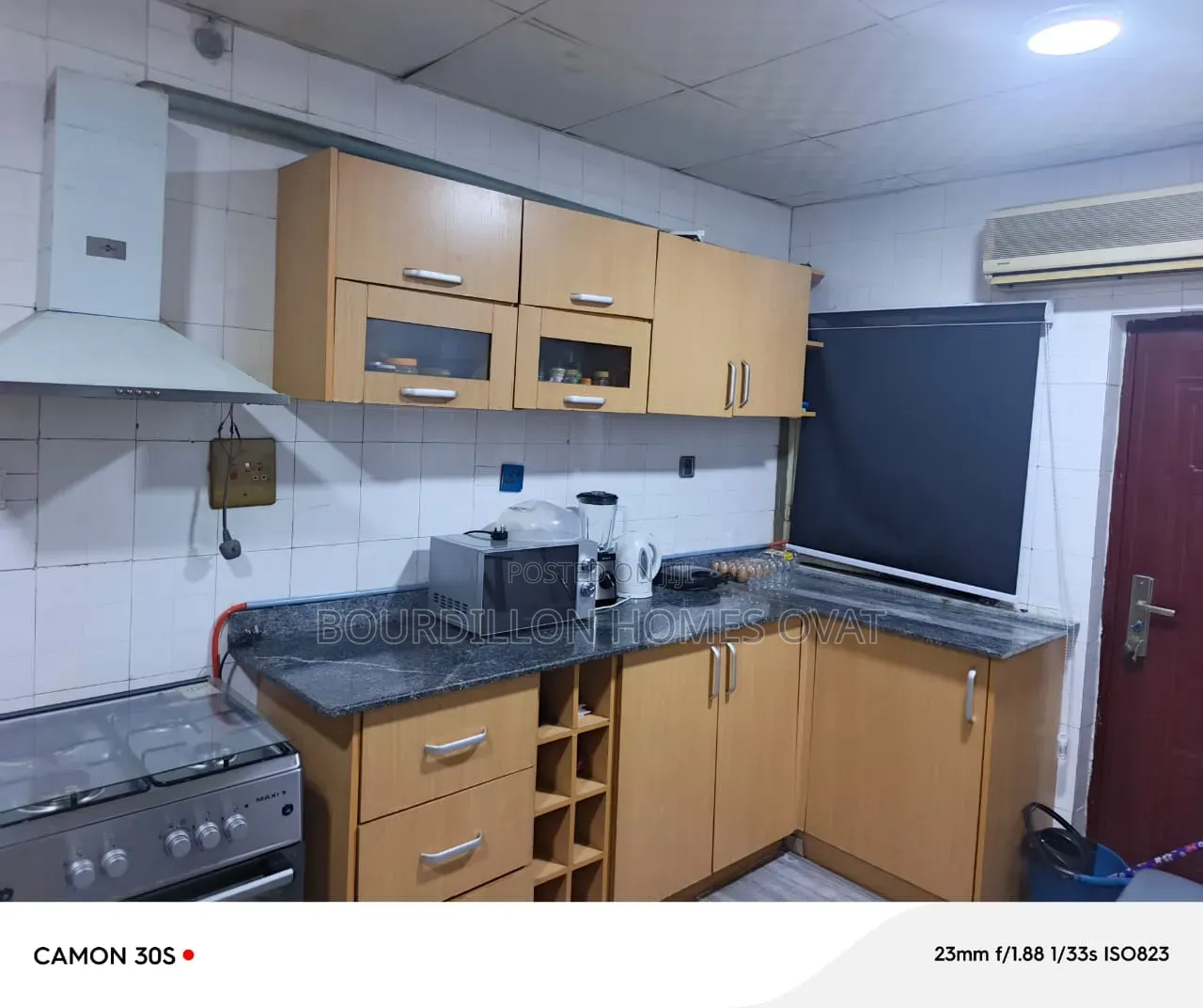 3bdrm Block of Flats in Ikoyi Lagos State for sale in Ikoyi S.W