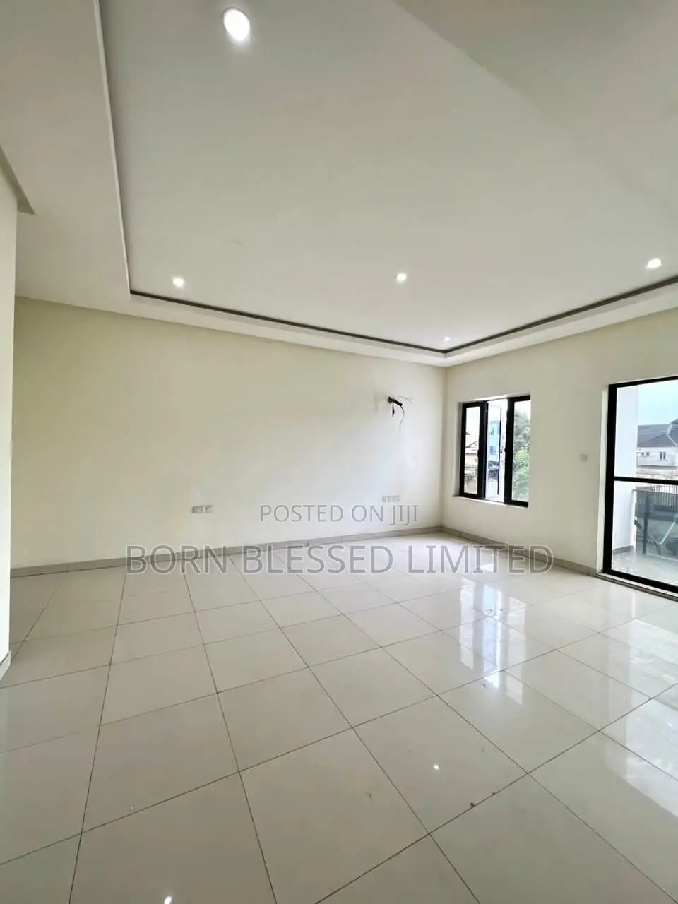 4bdrm Duplex in Ologolo for rent in Ologolo