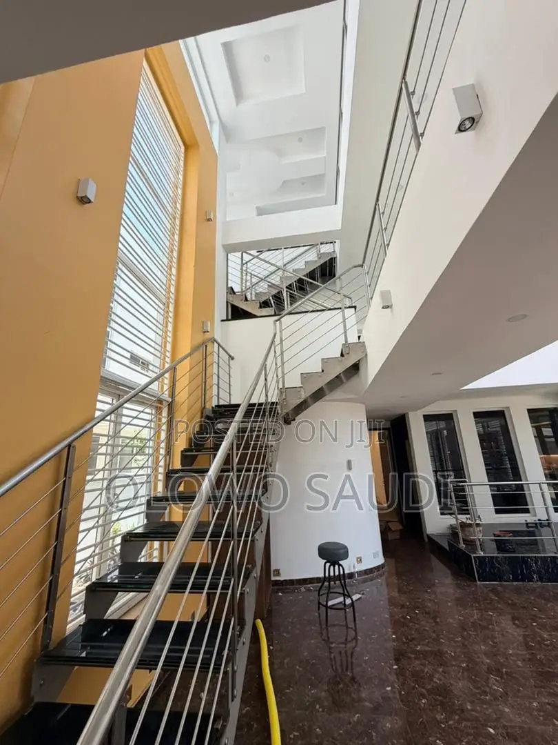 5bdrm Duplex in Banana Island for rent in Banana Island