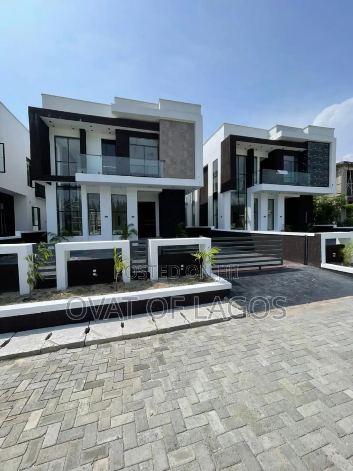5bdrm Duplex in Megamound Estate, Lekki for sale in Lekki