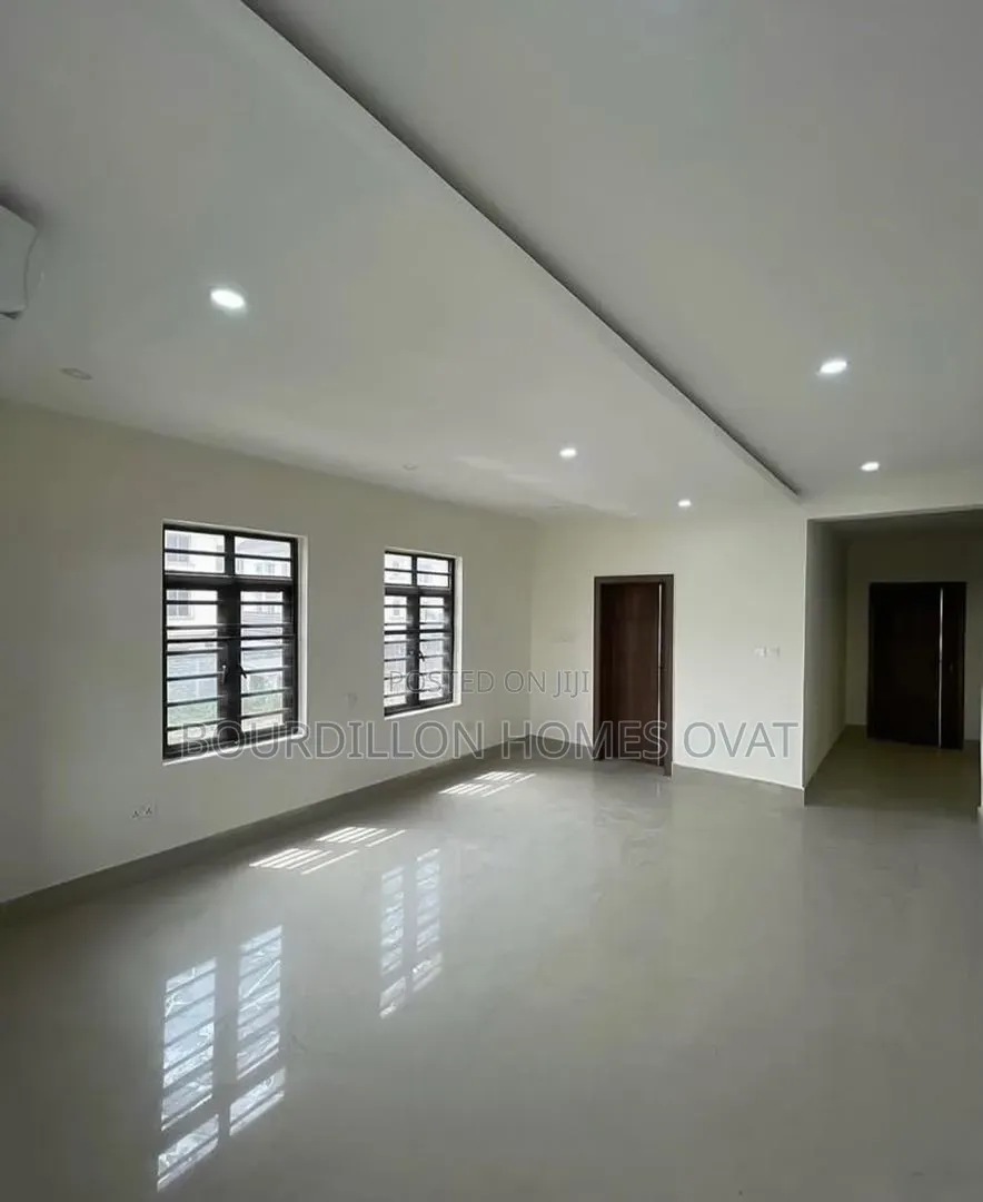 3bdrm Apartment in Oniru Victoria for rent in Victoria Island