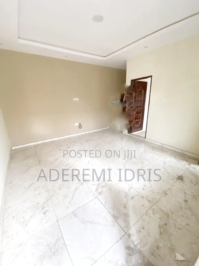 2bdrm Block of Flats in Yakoyo, Berger for rent in Berger