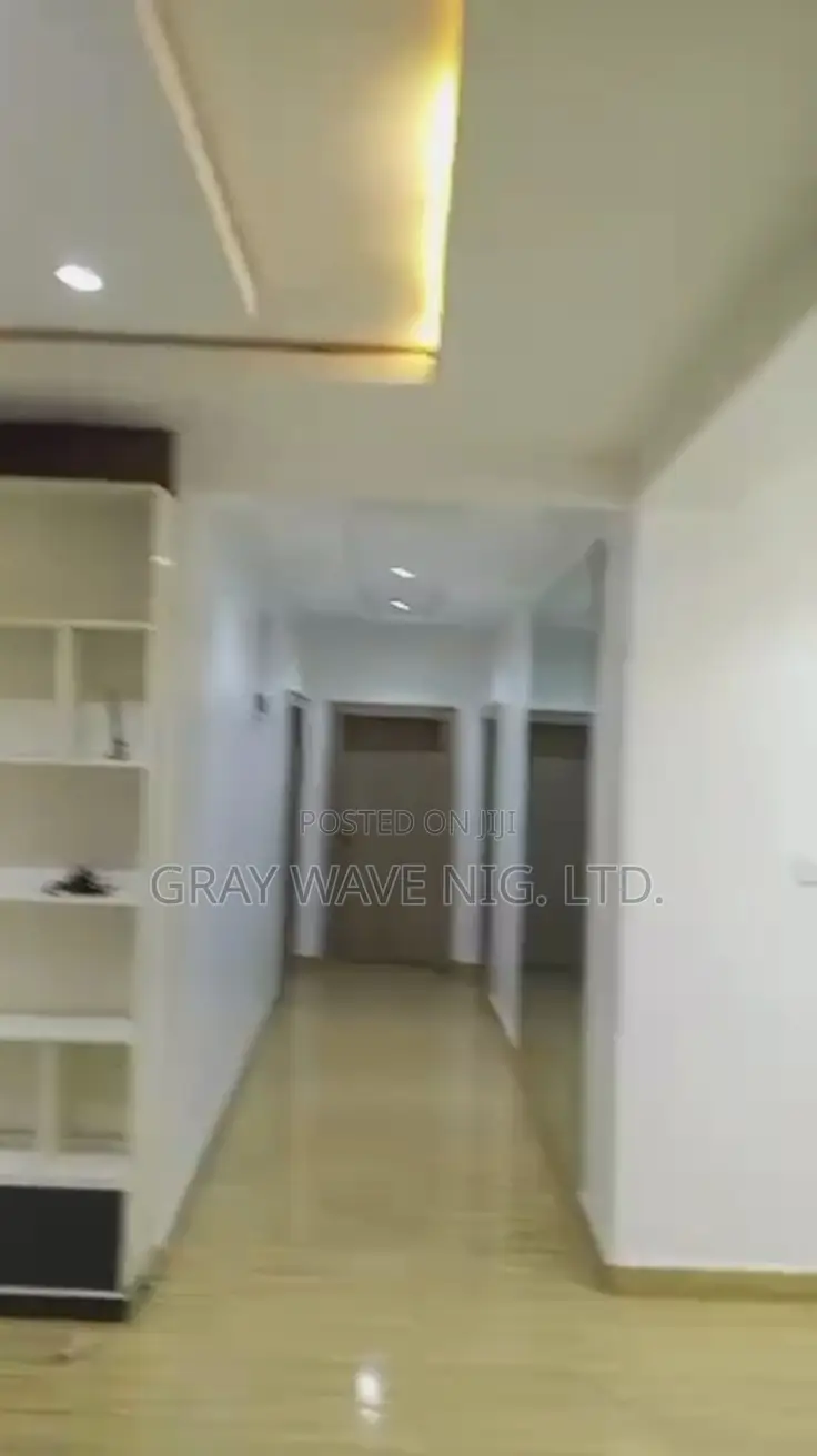 3bdrm Block of Flats in Wuye for rent in Wuye
