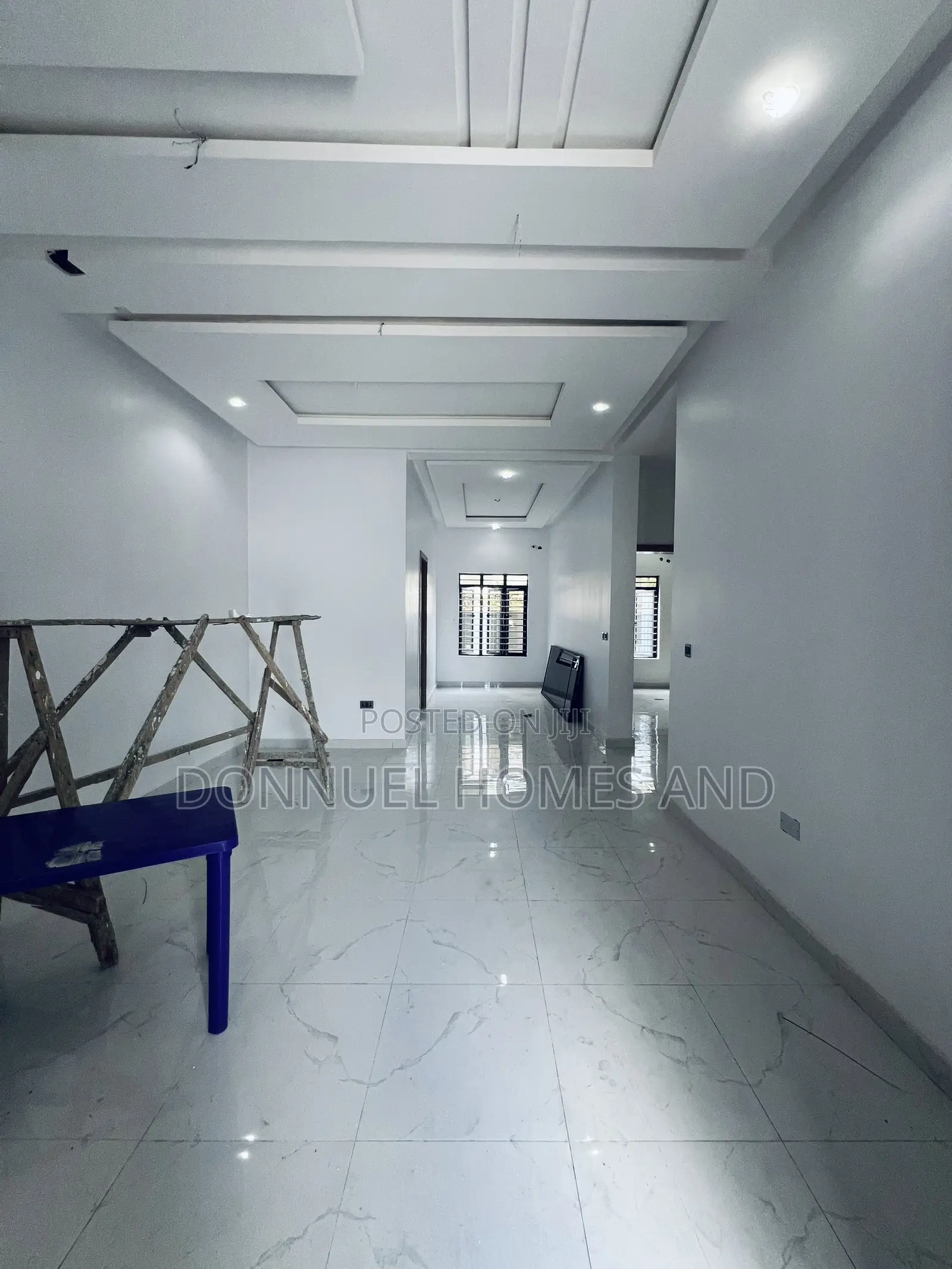 2bdrm Apartment in Lekki Expressway for sale in Lekki Expressway