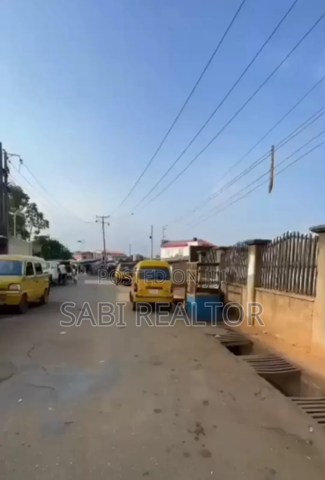 Land for Slae ● Mixed-Used 2 Plota Measuring 1,000sqm at Ipaja in Ipaja / Ipaja