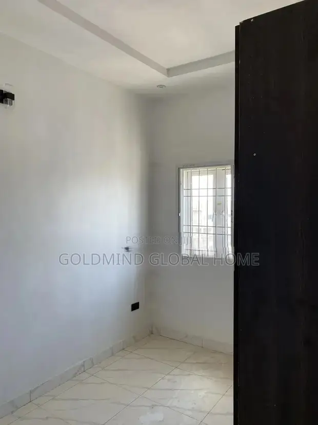 4bdrm Duplex in Lugbe - Abuja for sale in Sabon Lugbe