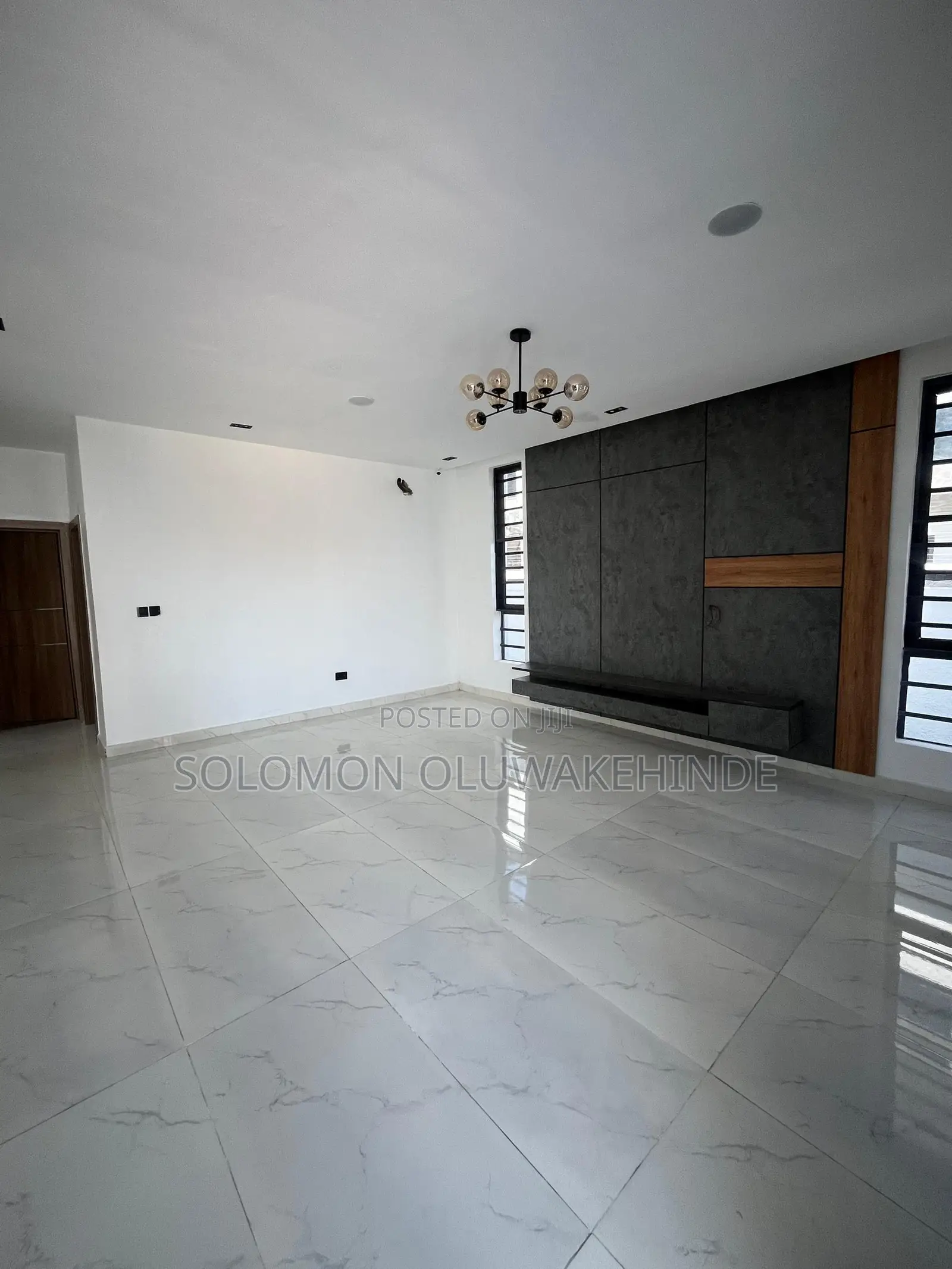 5bdrm Duplex in Ikota Villa for sale in Ikota