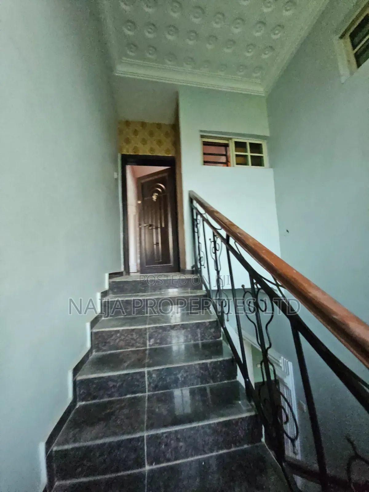 5bdrm Duplex in Magodo Phase 1 for rent in GRA Phase 1